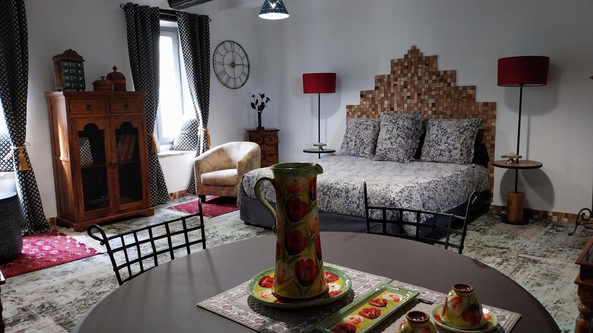 D'Ici Et D'Ailleurs Bed & Breakfast Cordes Sur Ciel Ngoại thất bức ảnh