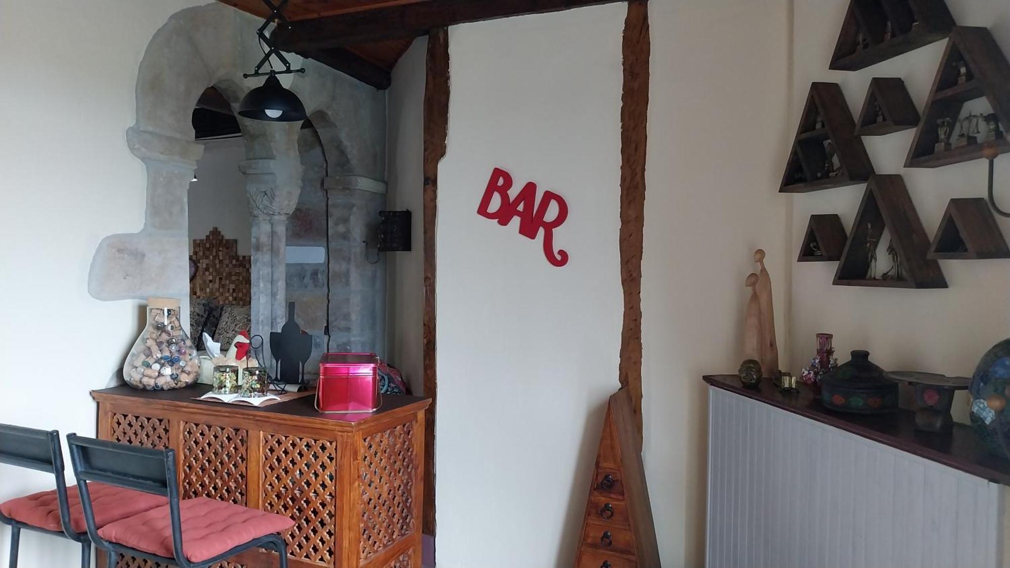 D'Ici Et D'Ailleurs Bed & Breakfast Cordes Sur Ciel Ngoại thất bức ảnh